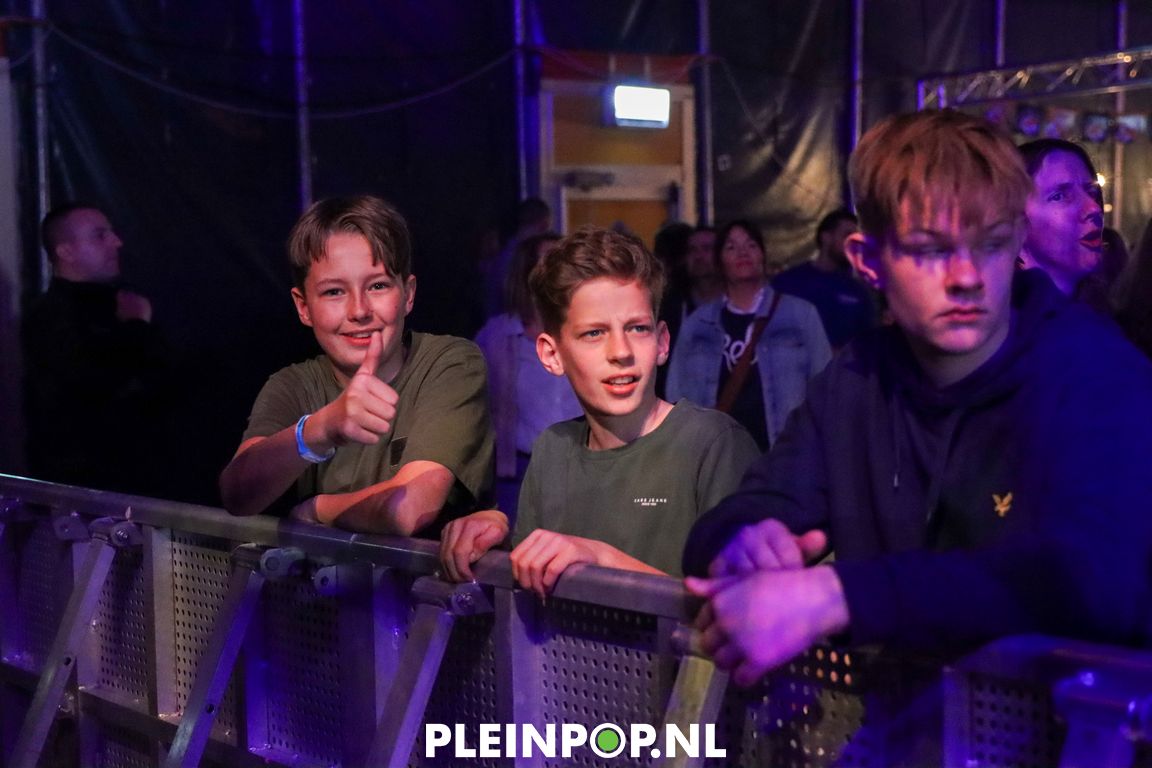 THE DIRTY DADDIES     (7)